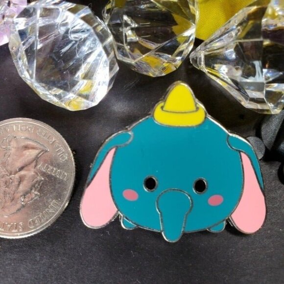 Disney Dumbo Trading Pin Elephant Tsum Tsum Lapel Pin Badge Brooch Accessories - Picture 2 of 5
